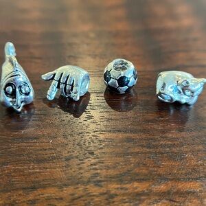 Bundle of Pandora-style beads